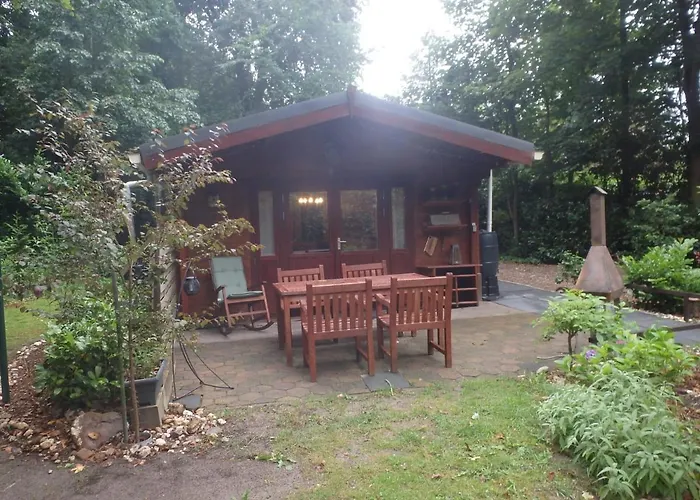 H8 مكان تخييم *